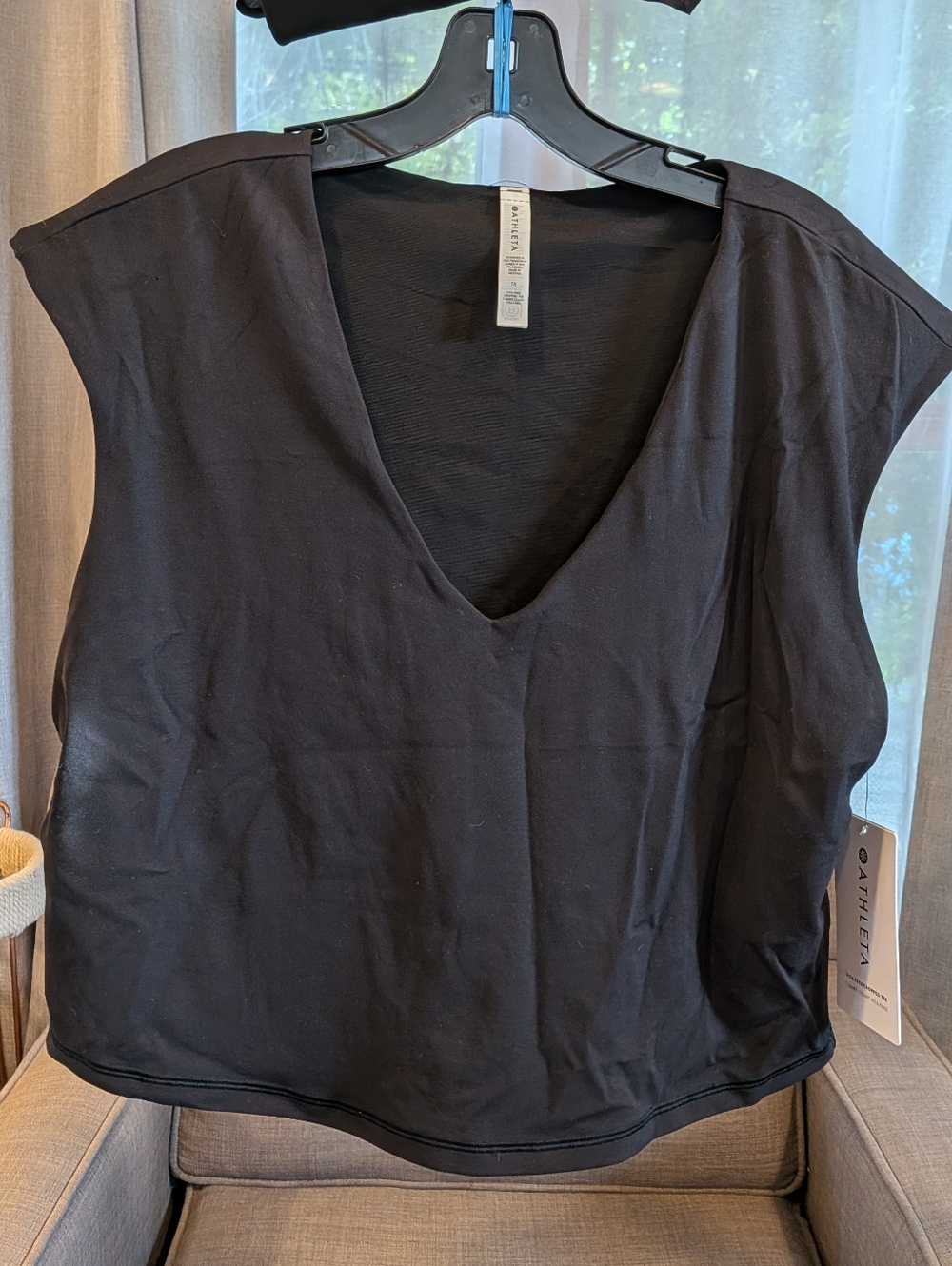 🌸 NWT Athleta Transcend Crop Bra / Muscle Tee in Black (SIZE XL + XXL)